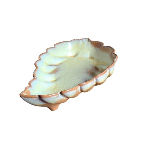 Vintage Frankoma Pottery Large Leaf Dish Desert Gold #226 Fall Cottage Grandma - Picture 2 of 7